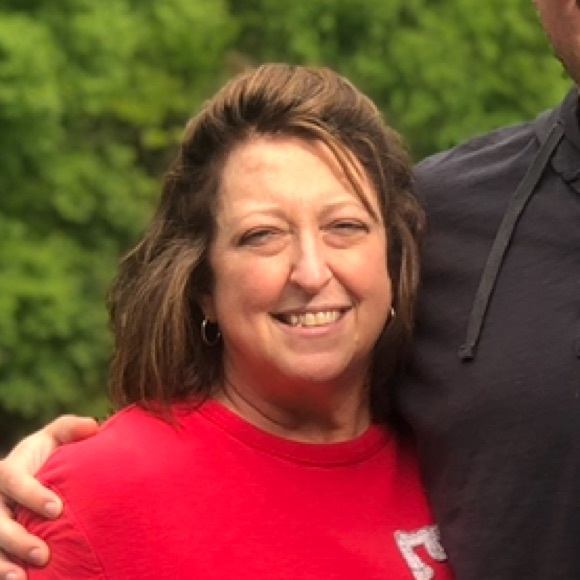 Meet your Posher, Bobbi - Picture 1 of 1